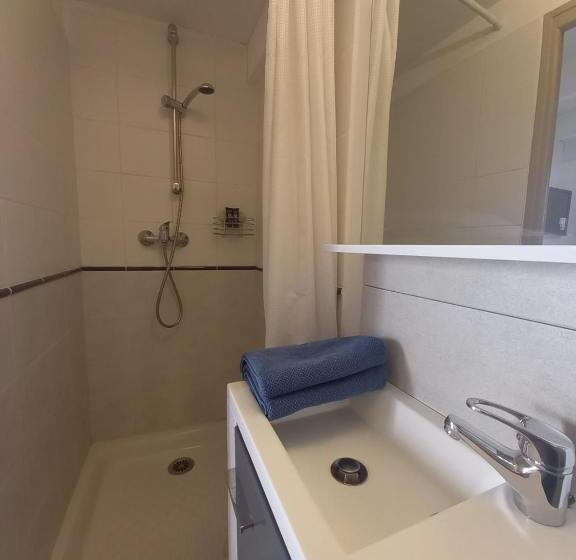مبيت وإفطار Studio Cosy à 10 Minutes De Nîmes
