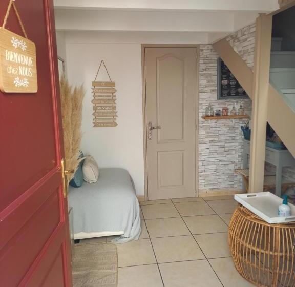 Bed and Breakfast Studio Cosy à 10 Minutes De Nîmes