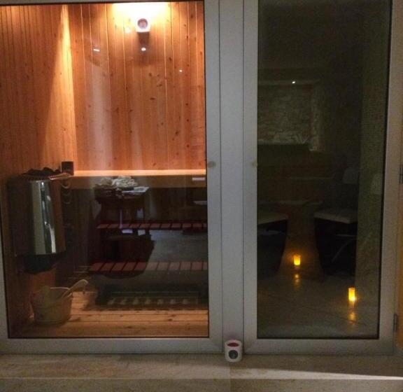 مبيت وإفطار Vieniacasaccadia