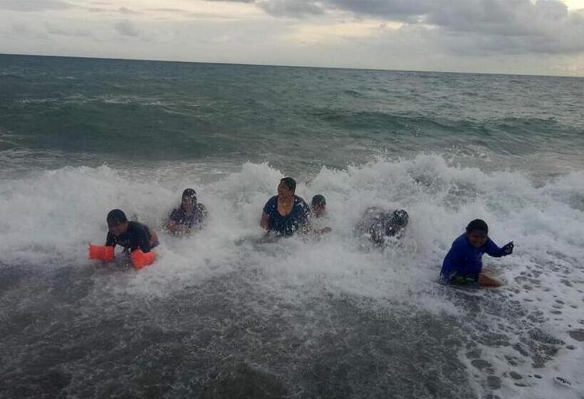 مبيت وإفطار Villa Catalina Bora 2 Resort