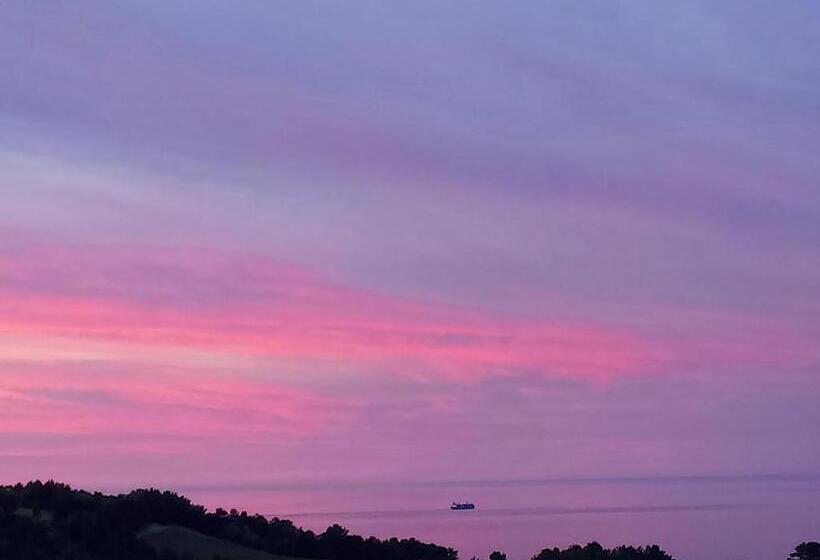 تختخواب و صبحانه Villa De Ruschi