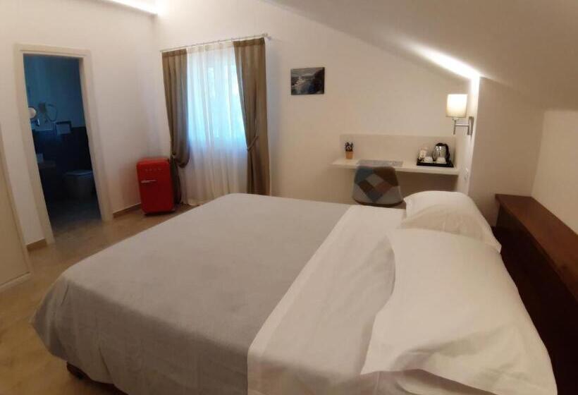 تختخواب و صبحانه Villa De Ruschi