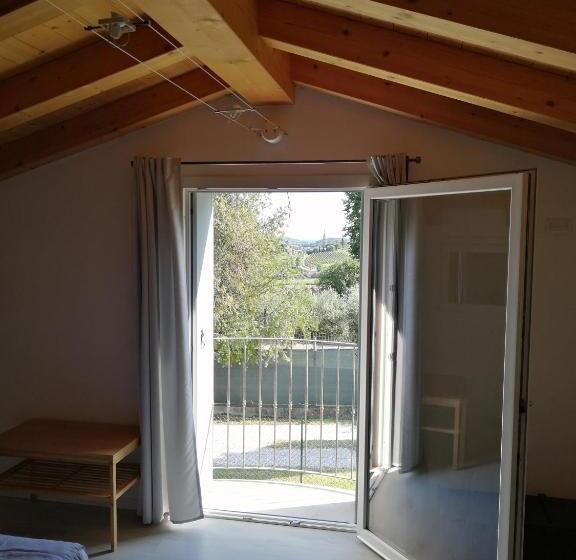 مبيت وإفطار Villavecchia