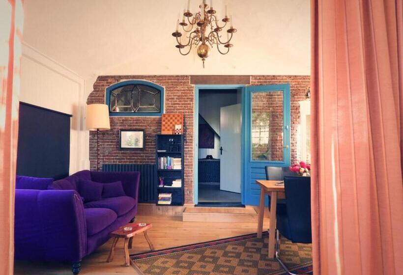 ベッドアンドブレックファースト Vrijstaand Koetshuis Marron