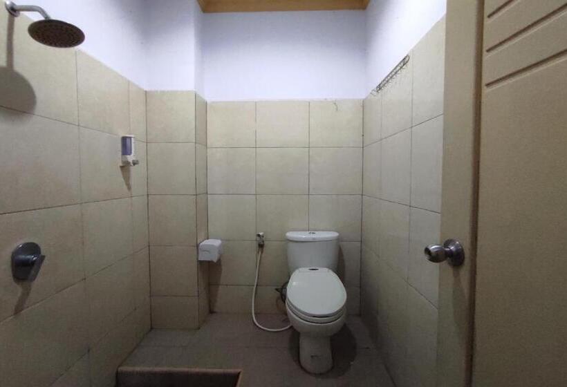 Capital O 91650 Hotel Pratama