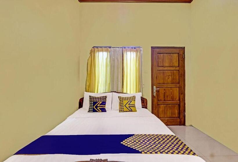 Capital O 91650 Hotel Pratama