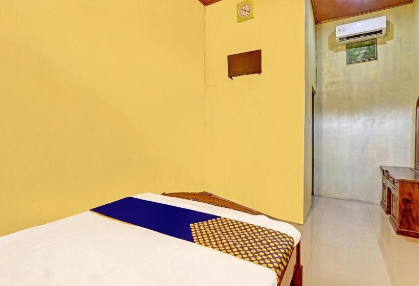 Capital O 91650 Hotel Pratama