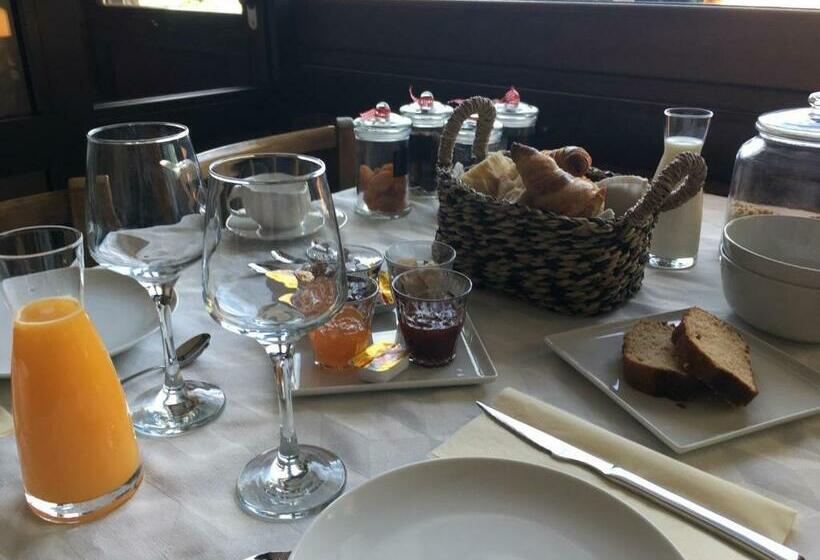 בית מלון כפרי Auberge à La Vieille Cure