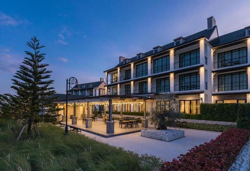 호텔 Bergh Apton Khao Yai