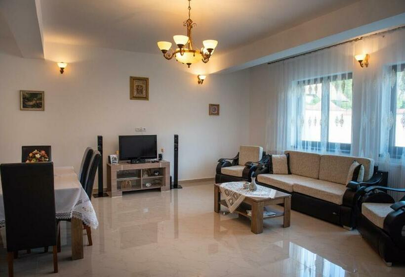 בית מלון כפרי Casa Ilies