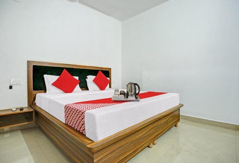 Flagship Hotel Hc Punjab Inn