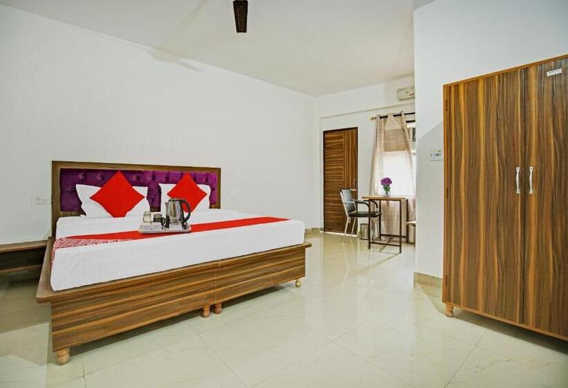 Flagship Hotel Hc Punjab Inn