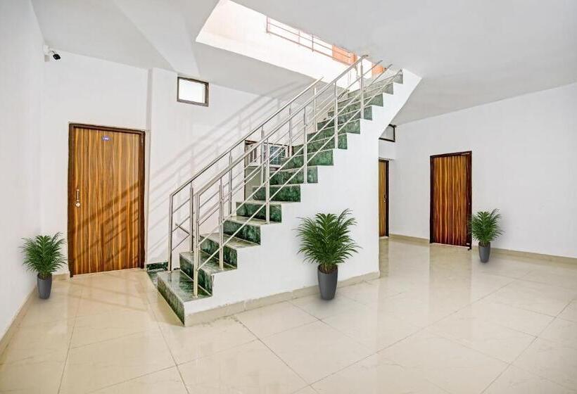 Flagship Hotel Hc Punjab Inn