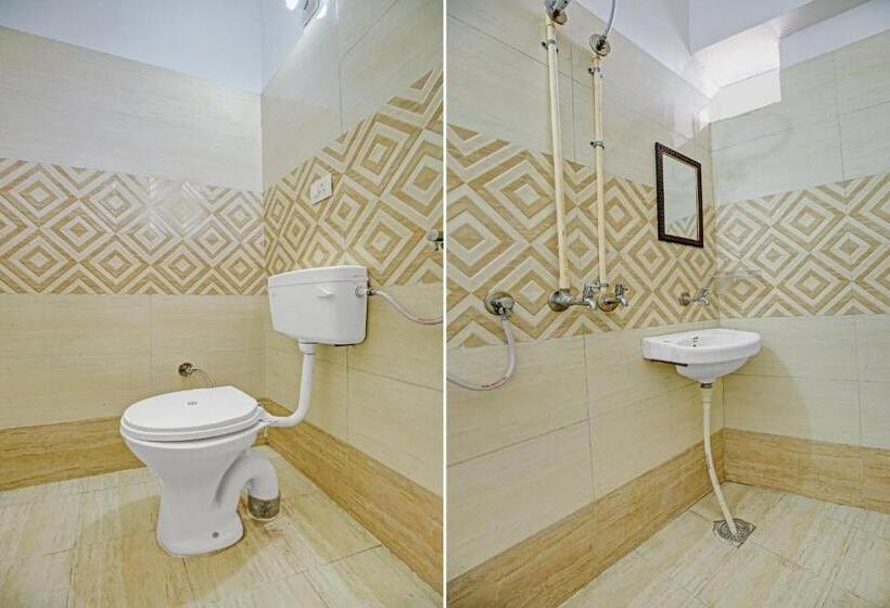 Flagship Hotel Hc Punjab Inn