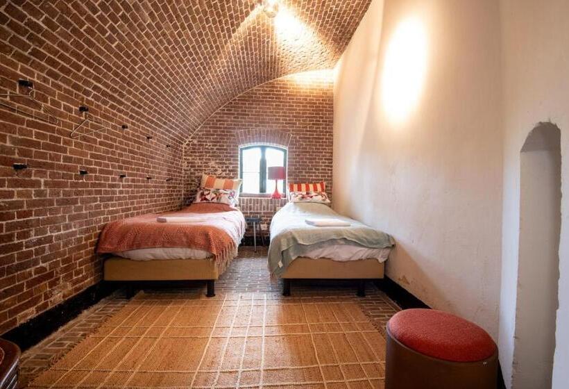 ホテル Fort Vurig