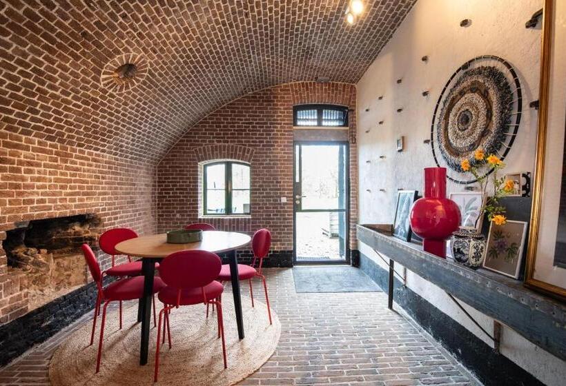 ホテル Fort Vurig