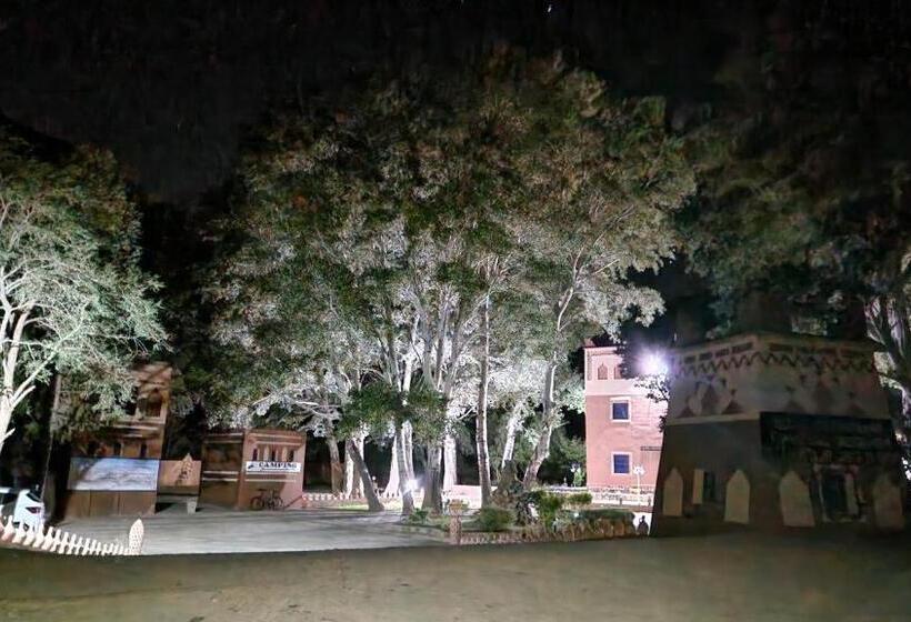 هتل Hôtel Berbère De La Montagne