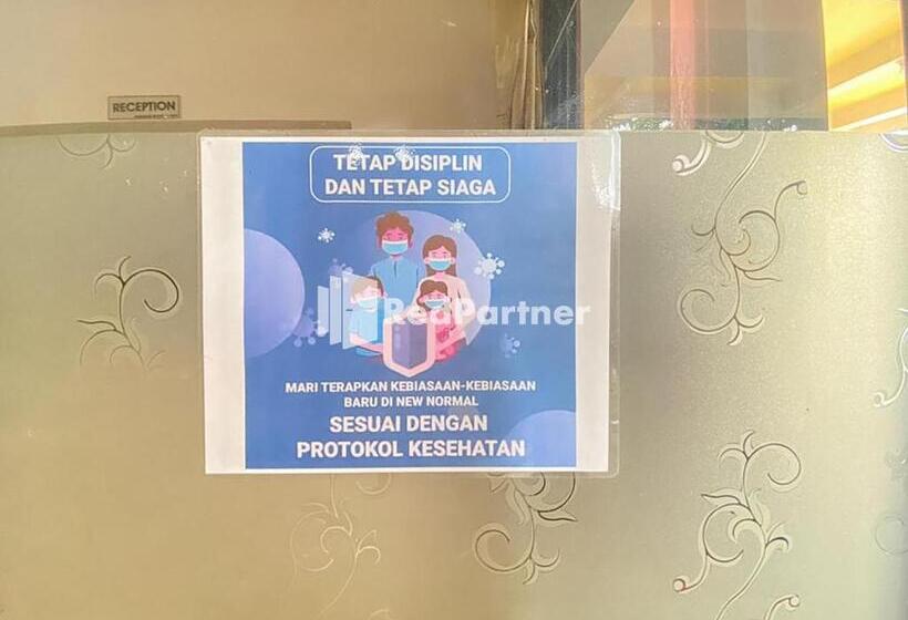 בית מלון כפרי Homestay Tirtasari Pinrang City Center Mitra Reddoorz