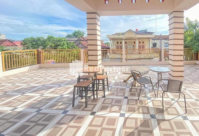 בית מלון כפרי Homestay Tirtasari Pinrang City Center Mitra Reddoorz