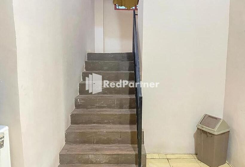 בית מלון כפרי Homestay Tirtasari Pinrang City Center Mitra Reddoorz