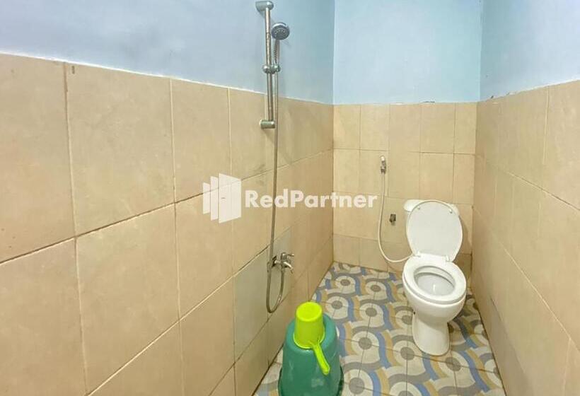 בית מלון כפרי Homestay Tirtasari Pinrang City Center Mitra Reddoorz