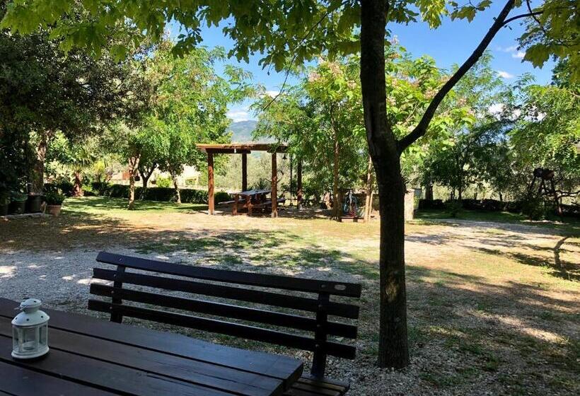 호텔 Il Casolare Degli Alburni