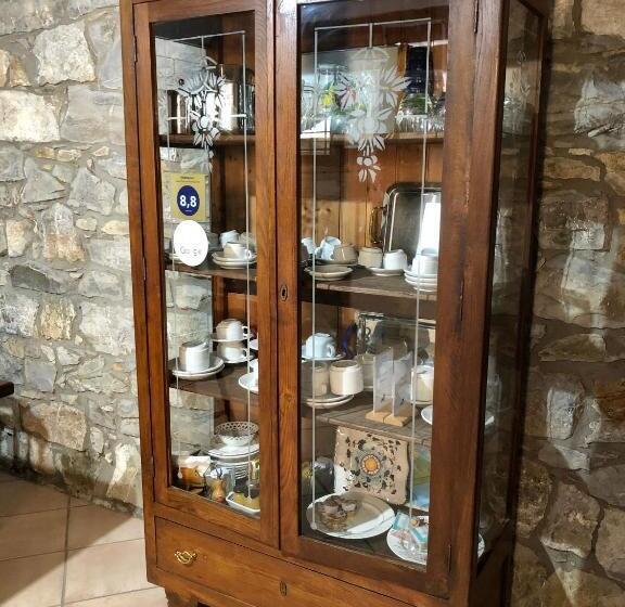 호텔 Il Casolare Degli Alburni