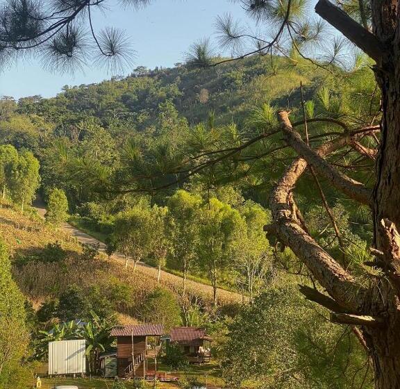 酒店 Khaokhopimphupha Farmstay เขาค้อพิมภูผาฟาร์มสเตย์ ไม่มีไฟฟ้า น้ำจากน้ำตกธรรมชาติ Low Cabon With Sust