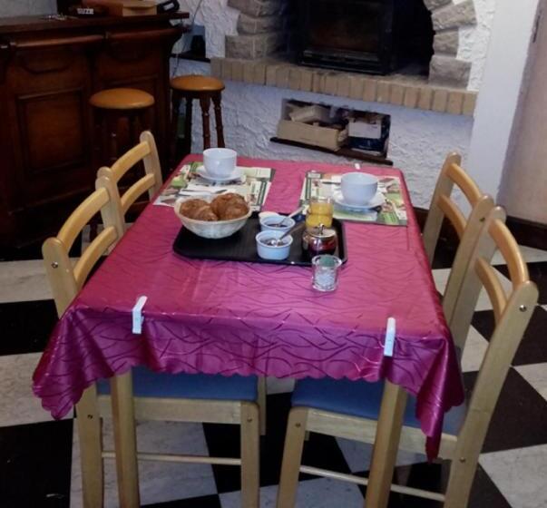 Отель Les Remparts