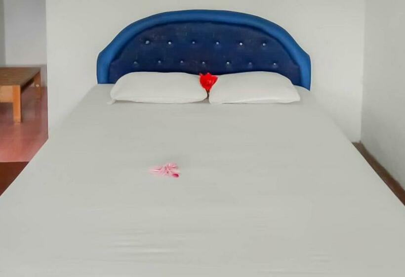 ホテル Linggarjati Near Natural Park Twa Linggarjati