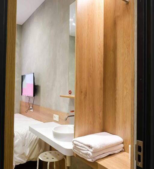 酒店 M Cabin Karawaci