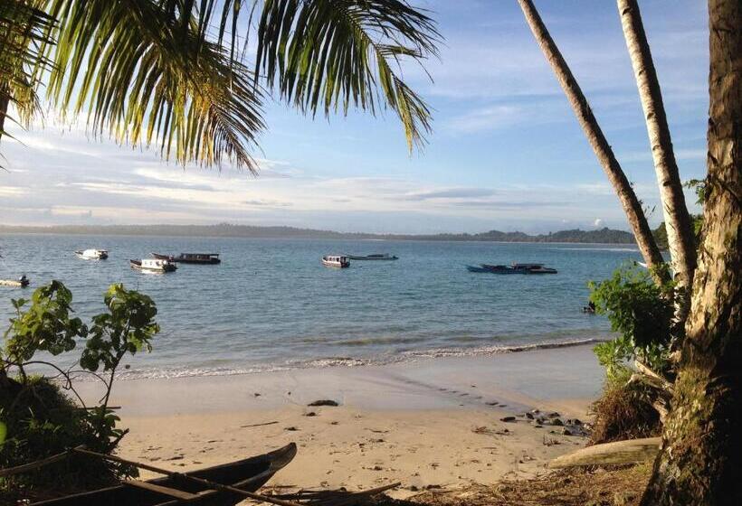 Отель Masokut Surf Camp Siberut Mentawai Surfing Barrels