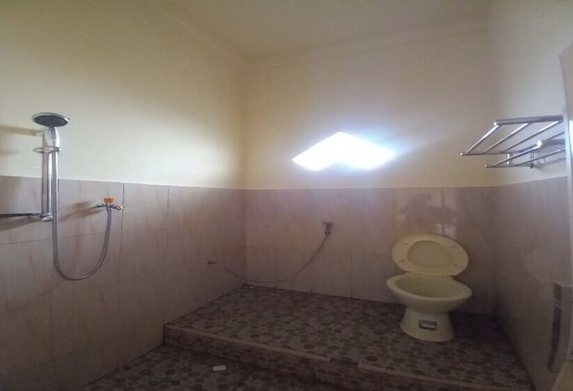 בית מלון כפרי Oyo 90731 Ekreasi Home