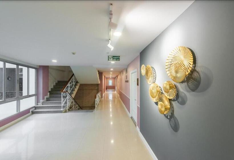 Patra Luxury Hotel Suvarnabhumi