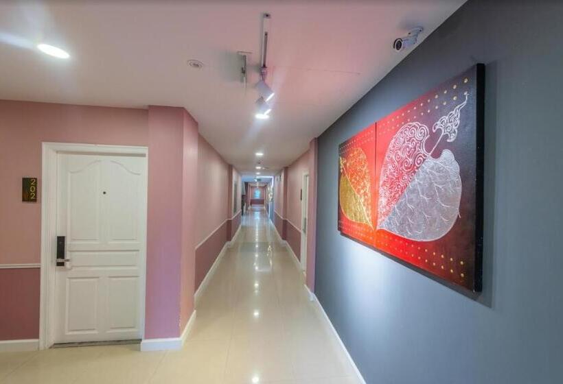 Patra Luxury Hotel Suvarnabhumi