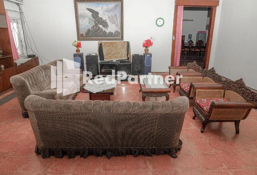 فندق Rajawali Guest House Mitra Reddoorz