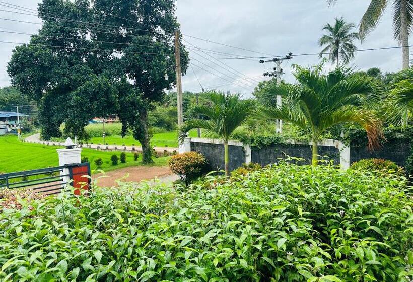 Отель Ruwanara Royal Majestry