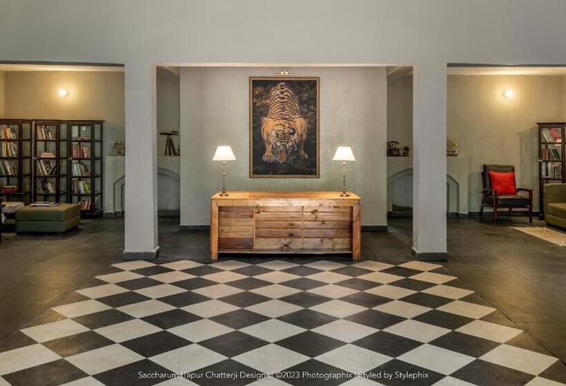 בית מלון כפרי Saccharum Safari Lodge