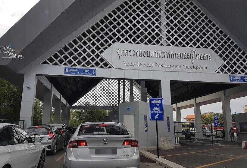 Отель The Ring Border