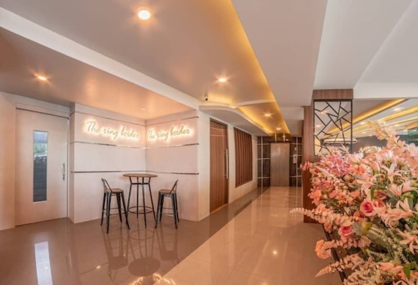 Отель The Ring Border