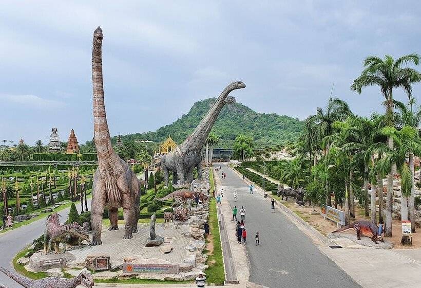 Отель The Ring Border