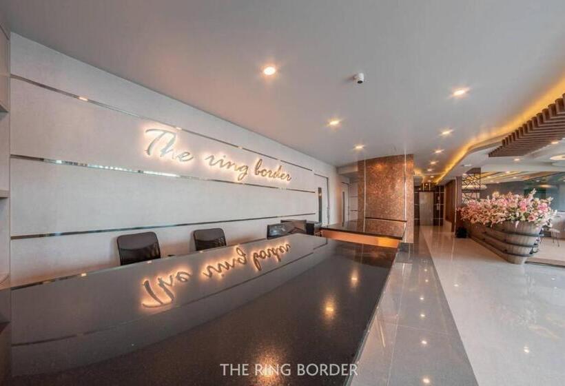 Отель The Ring Border