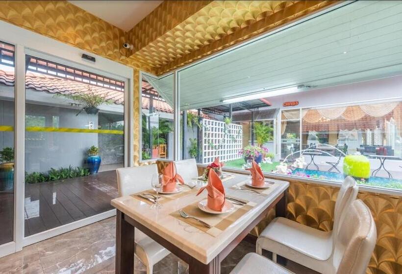 Patra Luxury Hotel Suvarnabhumi