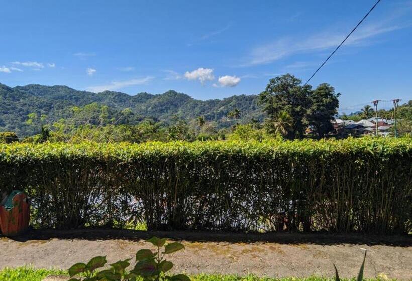 ペンション Andy S Lodge Kelimutu