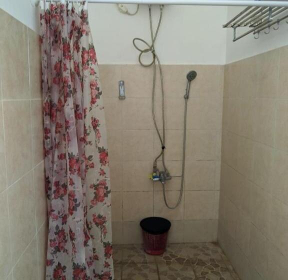 ペンション Andy S Lodge Kelimutu