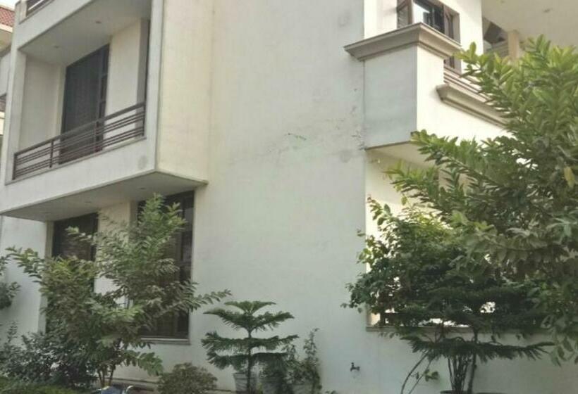 פנסיון Angad Home Private Room With Ac Wifi