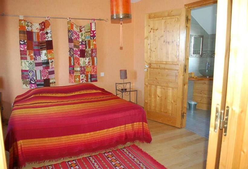 ペンション B&b La Maison Des Collines Autour Chambres D Hôtes