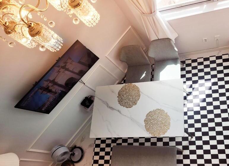 ペンション Blooming Guest House