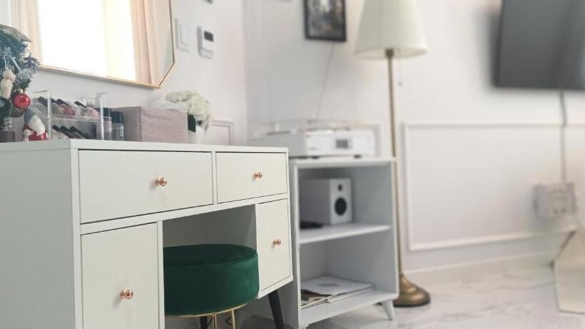 ペンション Blooming Guest House