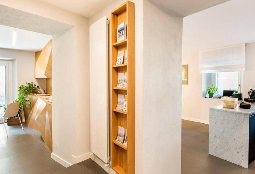 פנסיון Camere D Aria